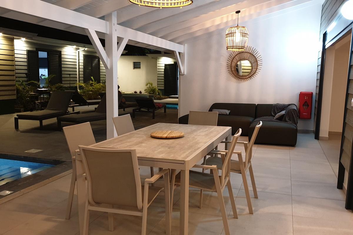 Majesty Palm Hotel Saint-Francois  Εξωτερικό φωτογραφία