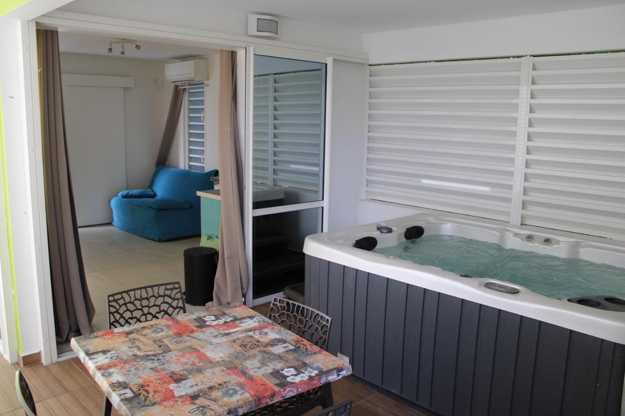 Majesty Palm Hotel Saint-Francois  Εξωτερικό φωτογραφία